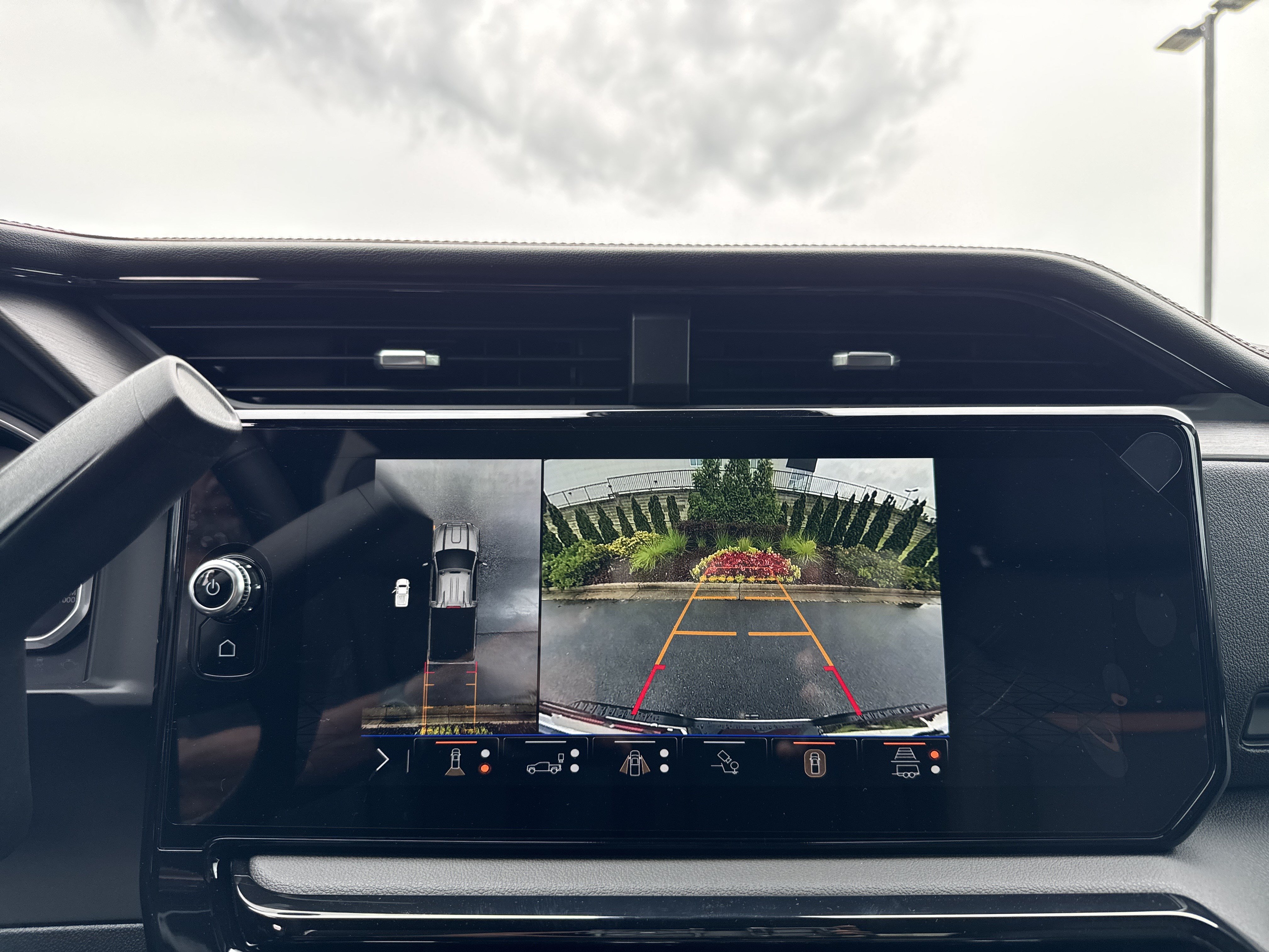 New 2026 GMC Sierra 2500 AT4 w/ AT4 Premium Plus Package AWD/4WD image 26
