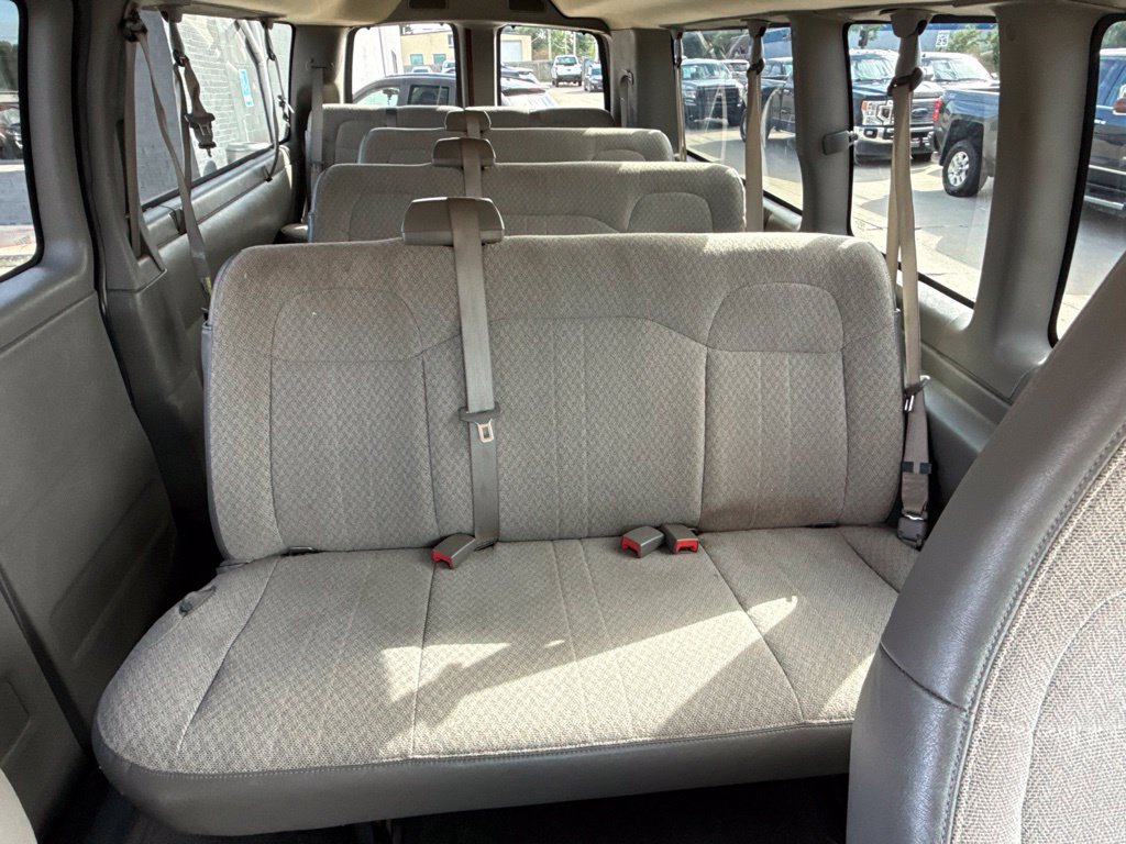 Used 2016 Chevrolet Express 3500 LT w/ LT Preferred Equipment Group RWD image 11