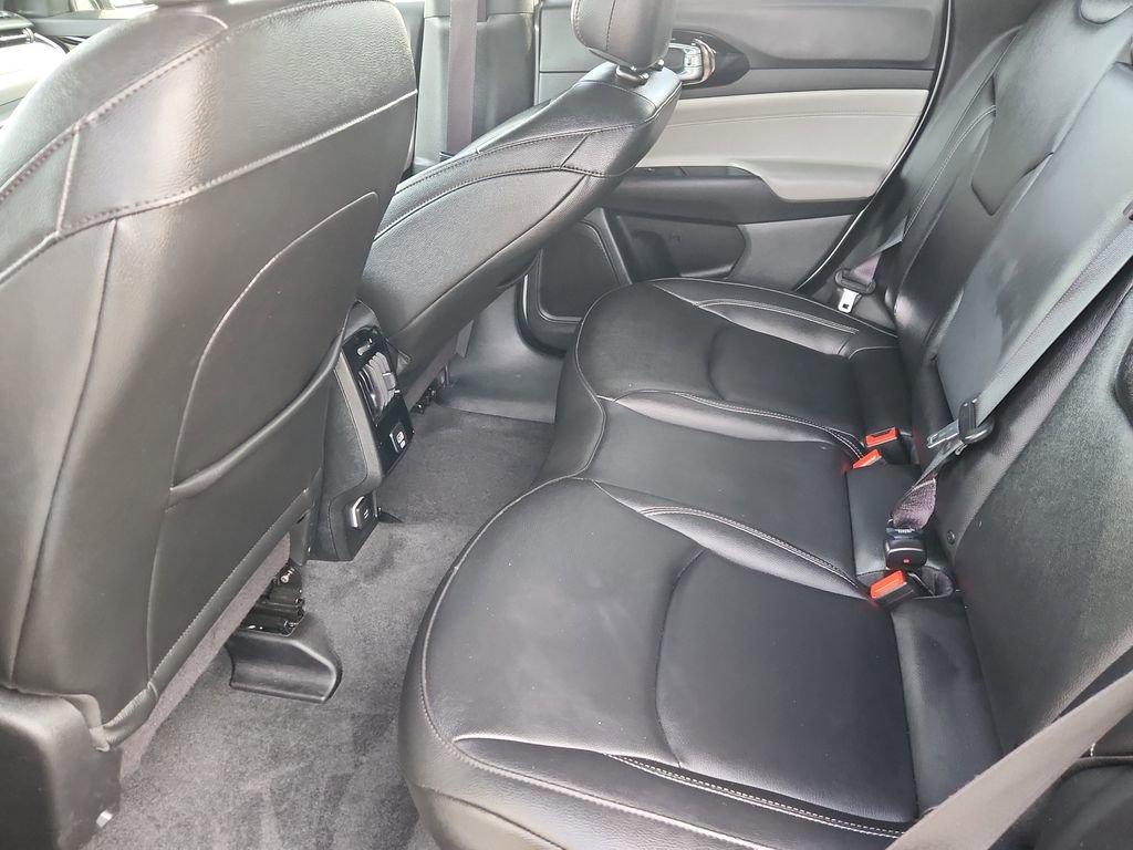 Used 2025 Jeep Compass Limited image 10