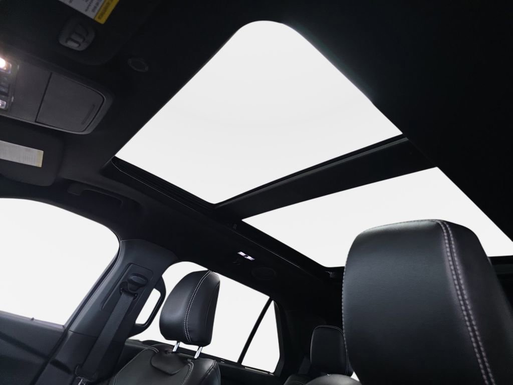 Used 2023 Ford Explorer ST w/ Equipment Group 401A AWD/4WD image 29