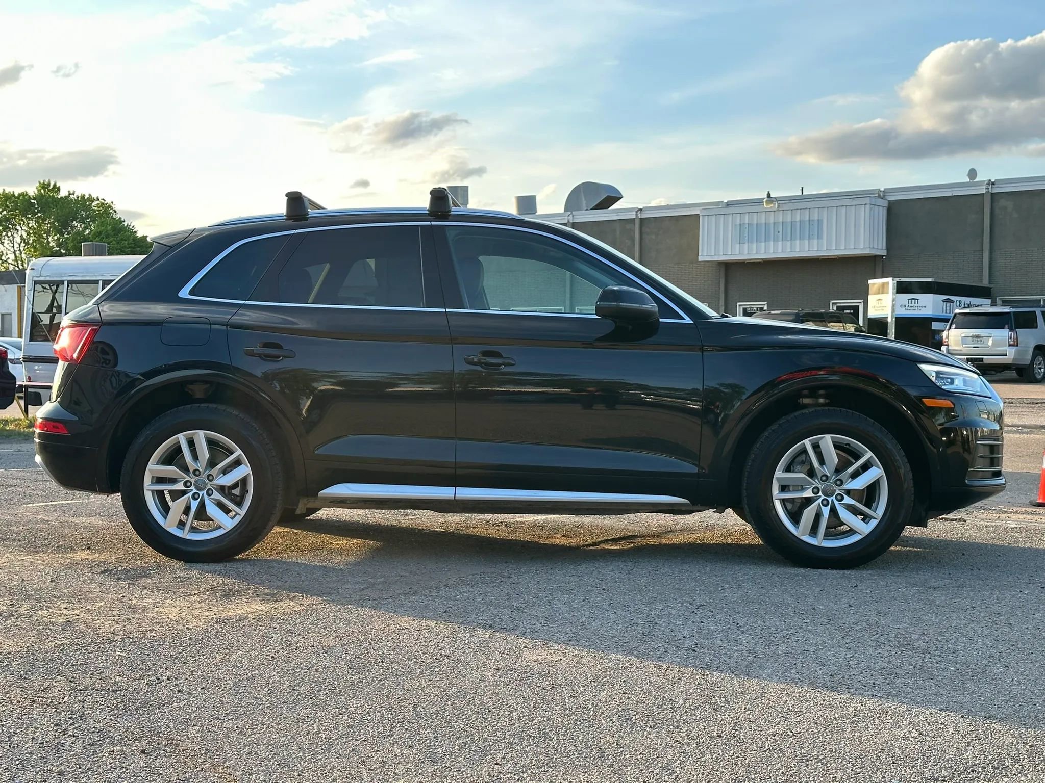 Used 2020 Audi Q5 2.0T Premium AWD/4WD image 7