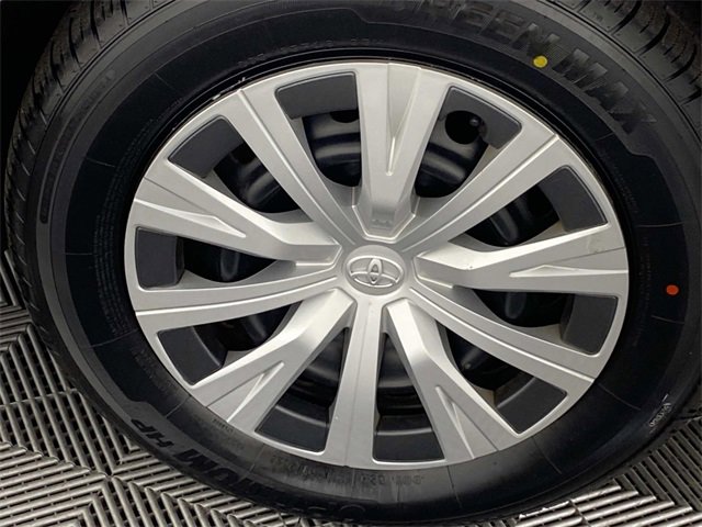 Used 2021 Toyota Camry LE image 27