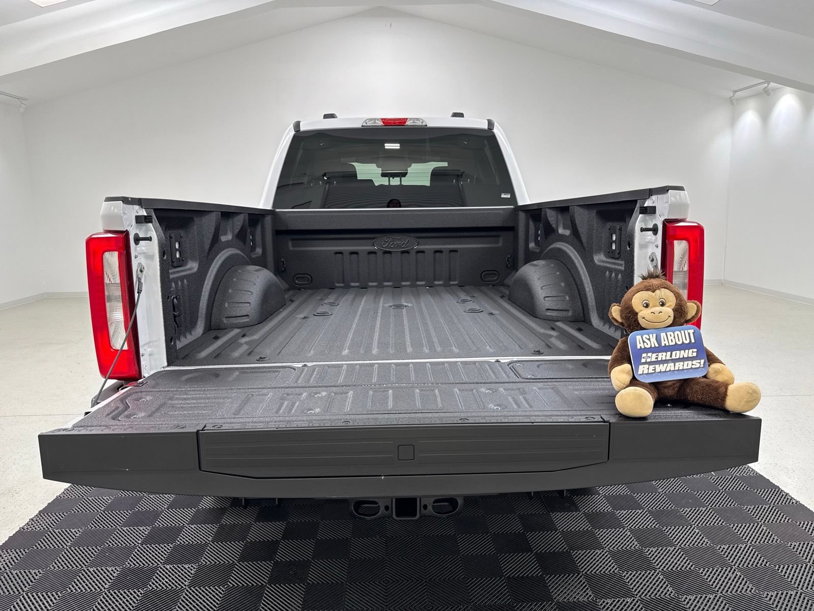 New 2026 Ford F350 XLT AWD/4WD image 9