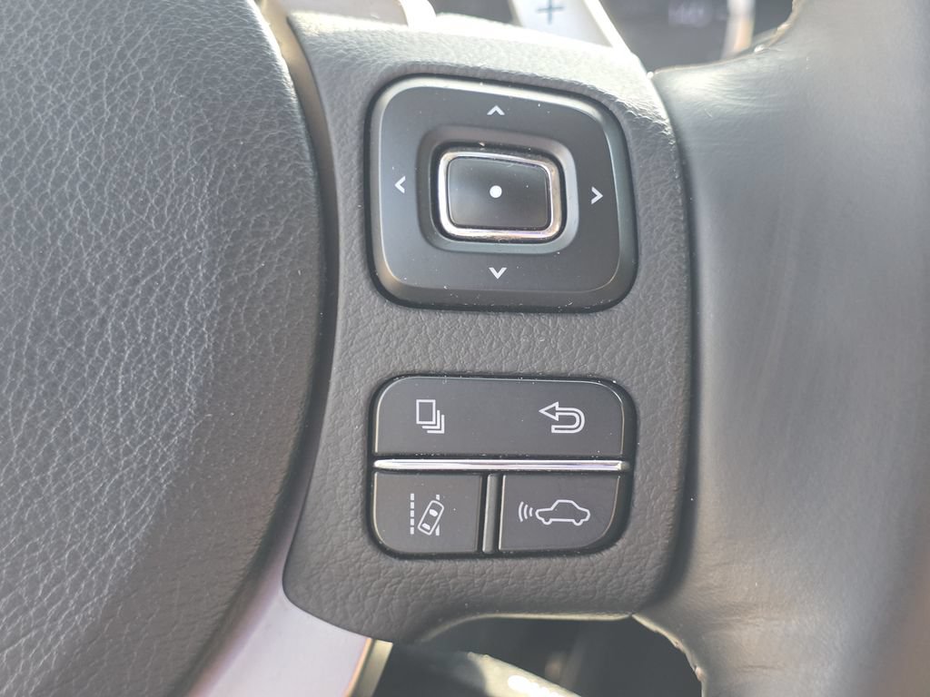 Used 2018 Lexus IS 300 AWD w/ Premium Package image 30