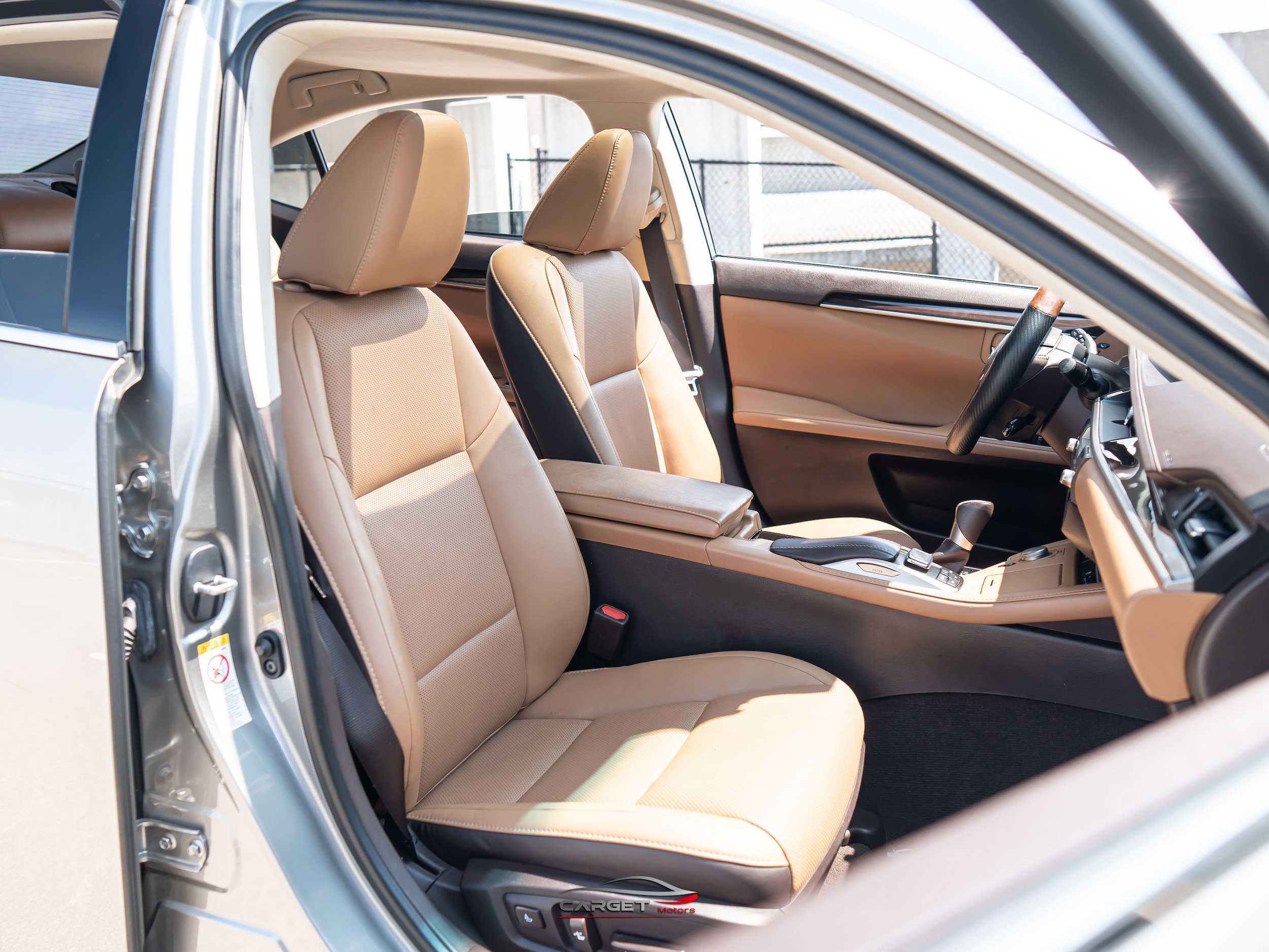 Used 2018 Lexus ES 350 w/ Navigation System Package FWD image 16
