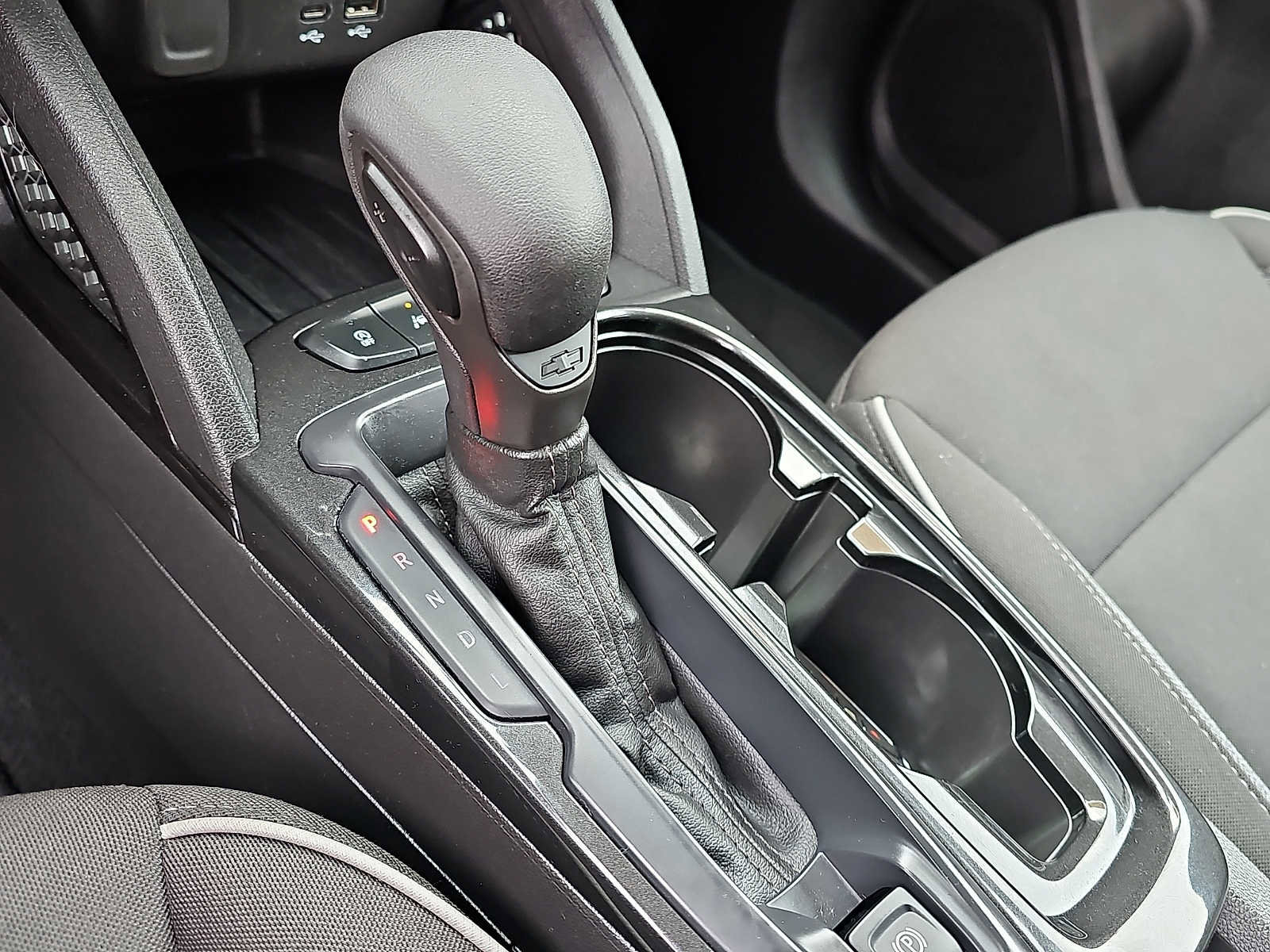 Used 2025 Chevrolet TrailBlazer LT AWD/4WD image 14