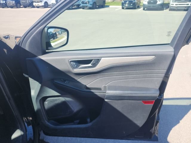 Used 2022 Ford Escape SE w/ Convenience Package image 10