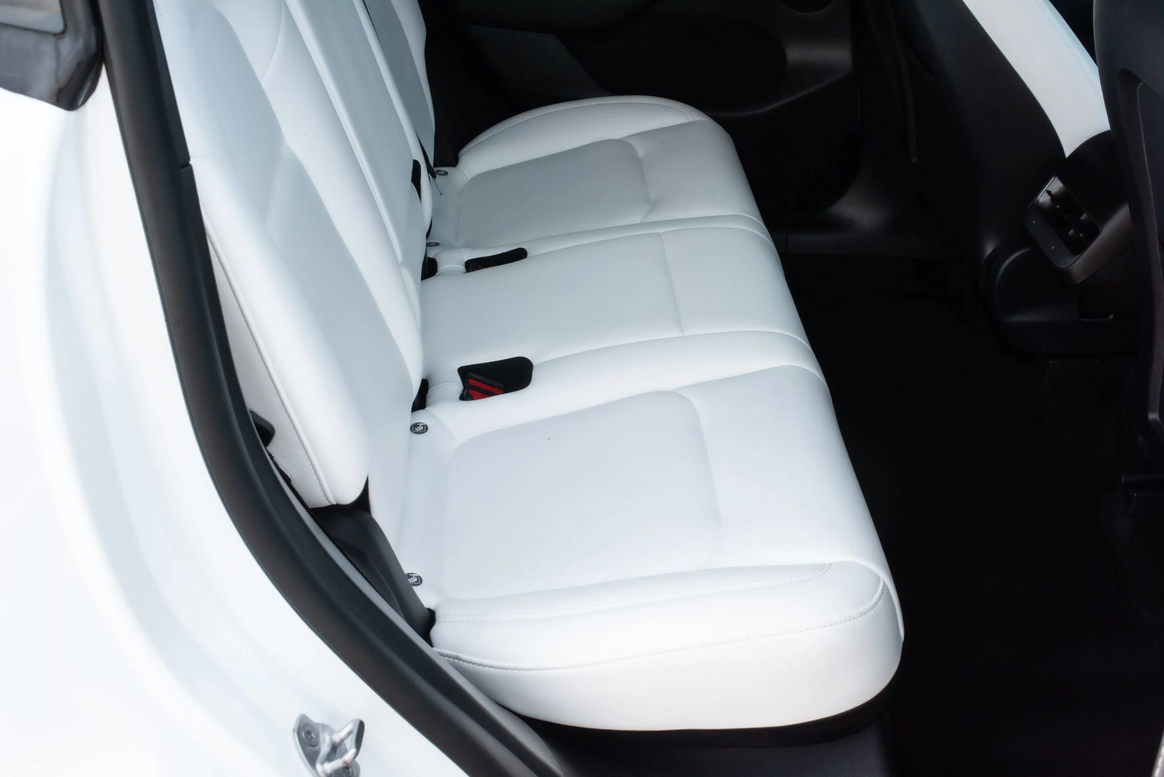 Used 2022 Tesla Model Y Performance image 17