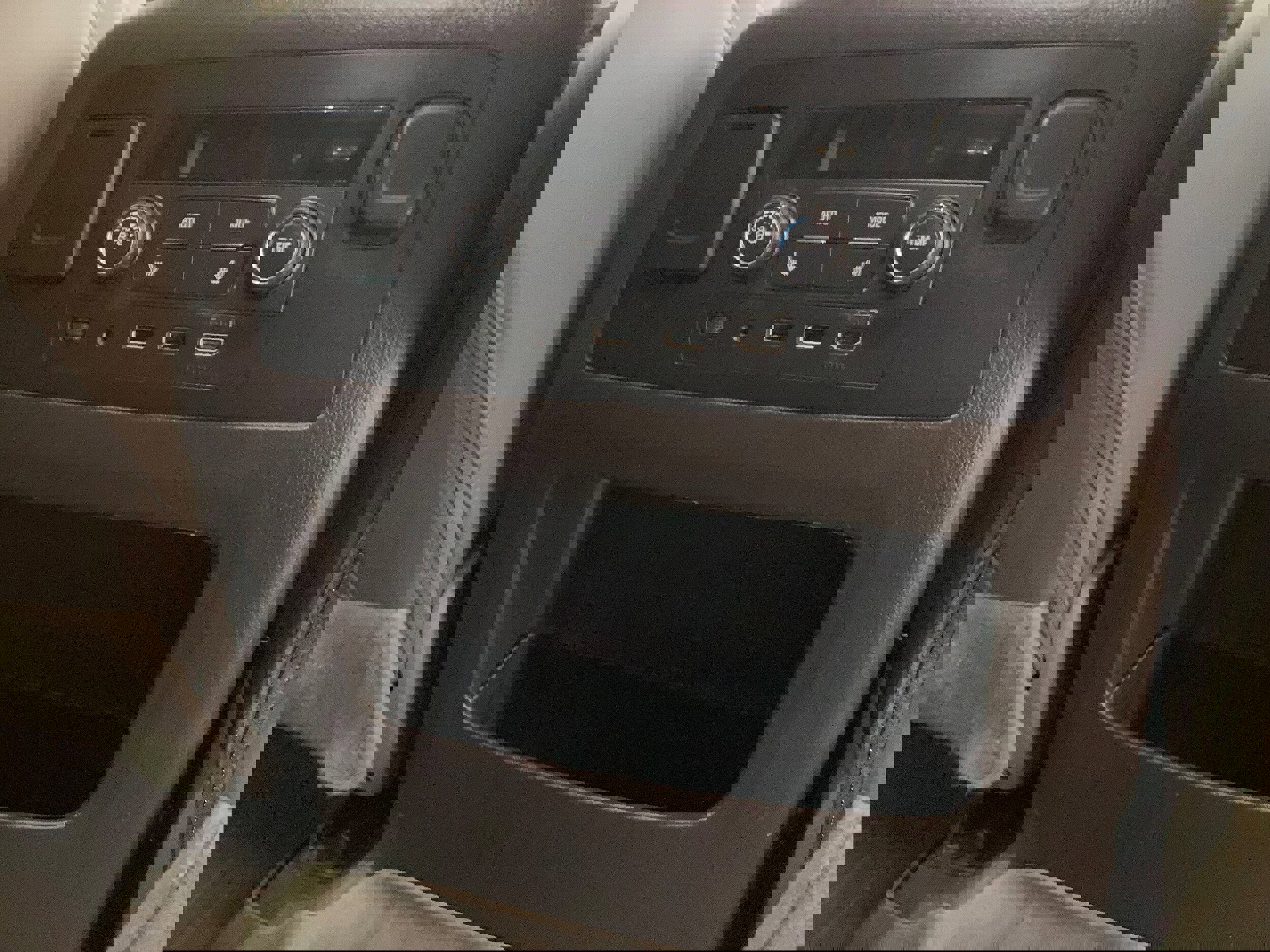 Used 2017 GMC Yukon XL Denali w/ Open Road Package image 13