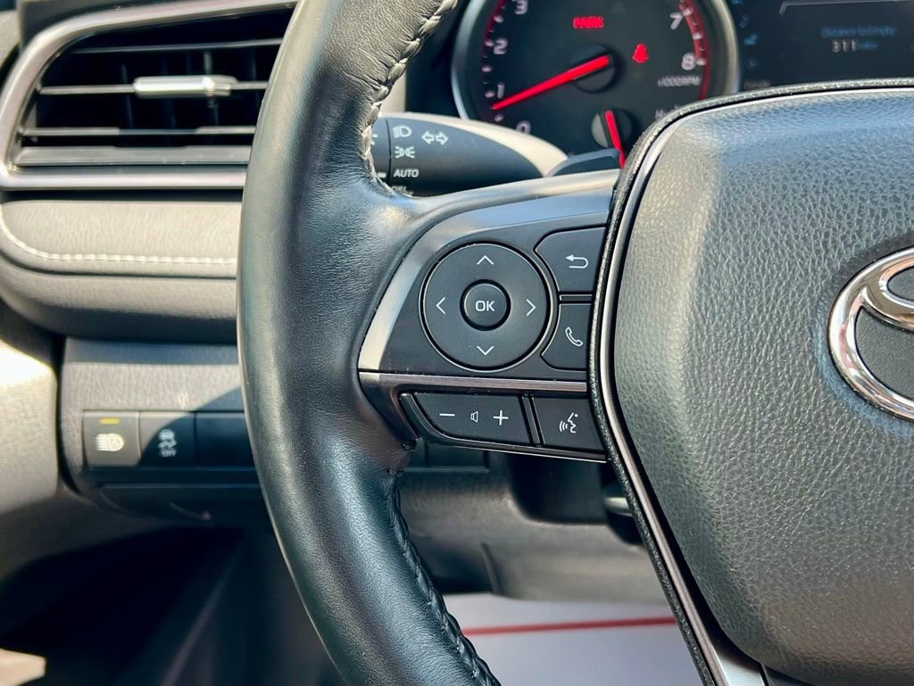 Used 2023 Toyota Camry XSE image 21