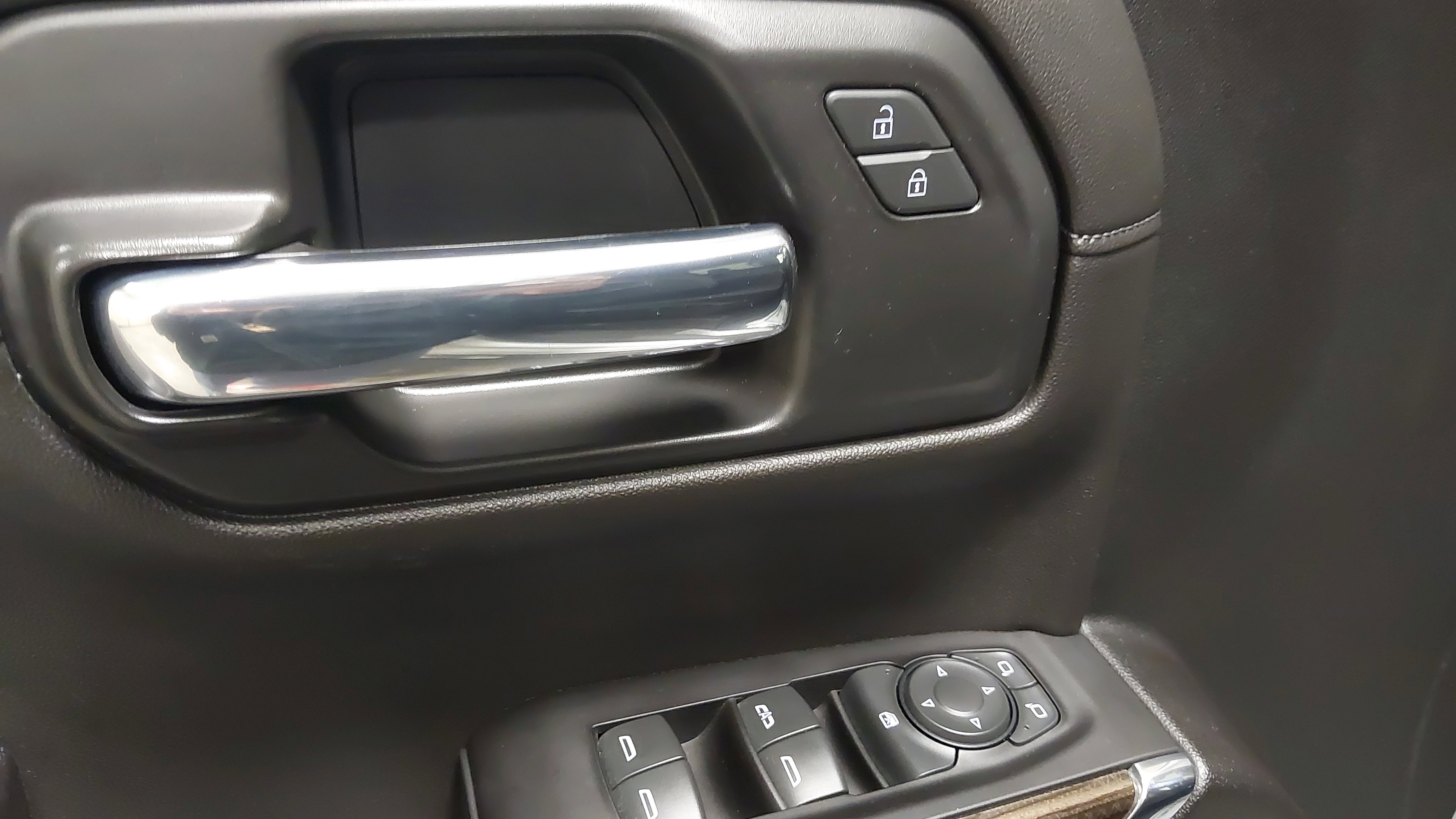 Certified 2022 Chevrolet Silverado 1500 LT image 25