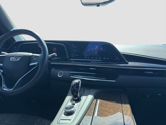 Used 2024 Cadillac Escalade Sport Platinum w/ LPO, ONYX Package image 15