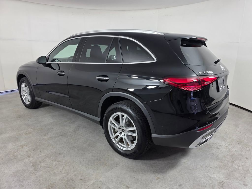 Certified 2025 Mercedes-Benz GLC 300 image 7