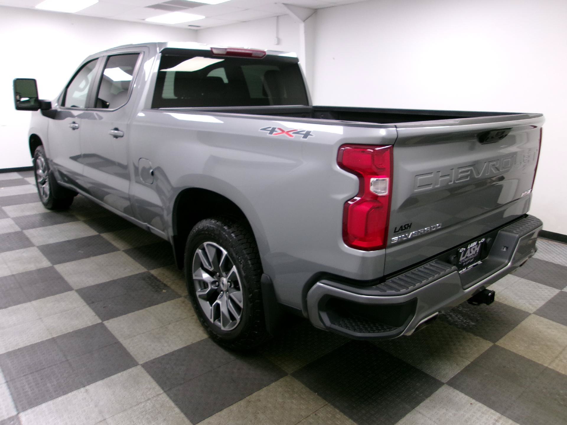 Used 2024 Chevrolet Silverado 1500 RST w/ Max Trailering Package AWD/4WD image 2