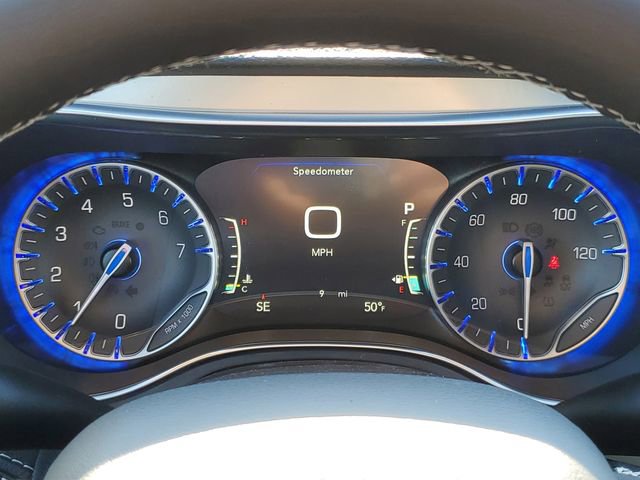 New 2026 Chrysler Pacifica Limited w/ Trailer Tow Group image 10