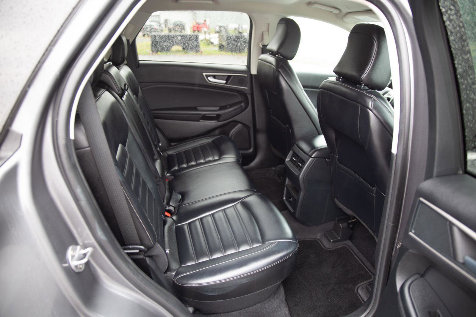 Used 2024 Ford Edge SEL image 23
