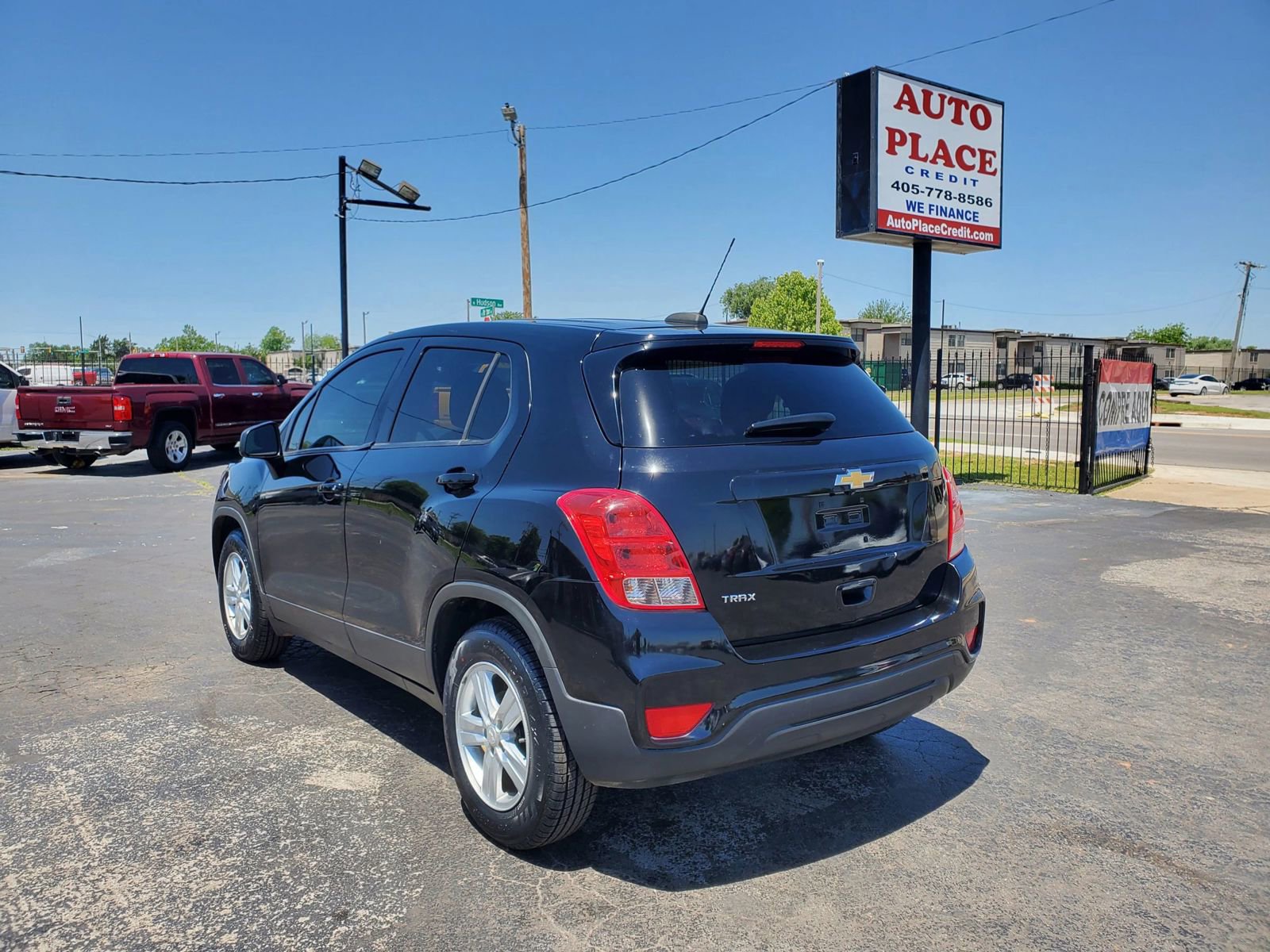Used 2020 Chevrolet Trax LS w/ Tint and Cruise Package FWD image 4