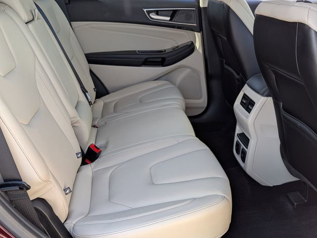 Used 2019 Ford Edge Titanium w/ Cold Weather Package FWD image 32