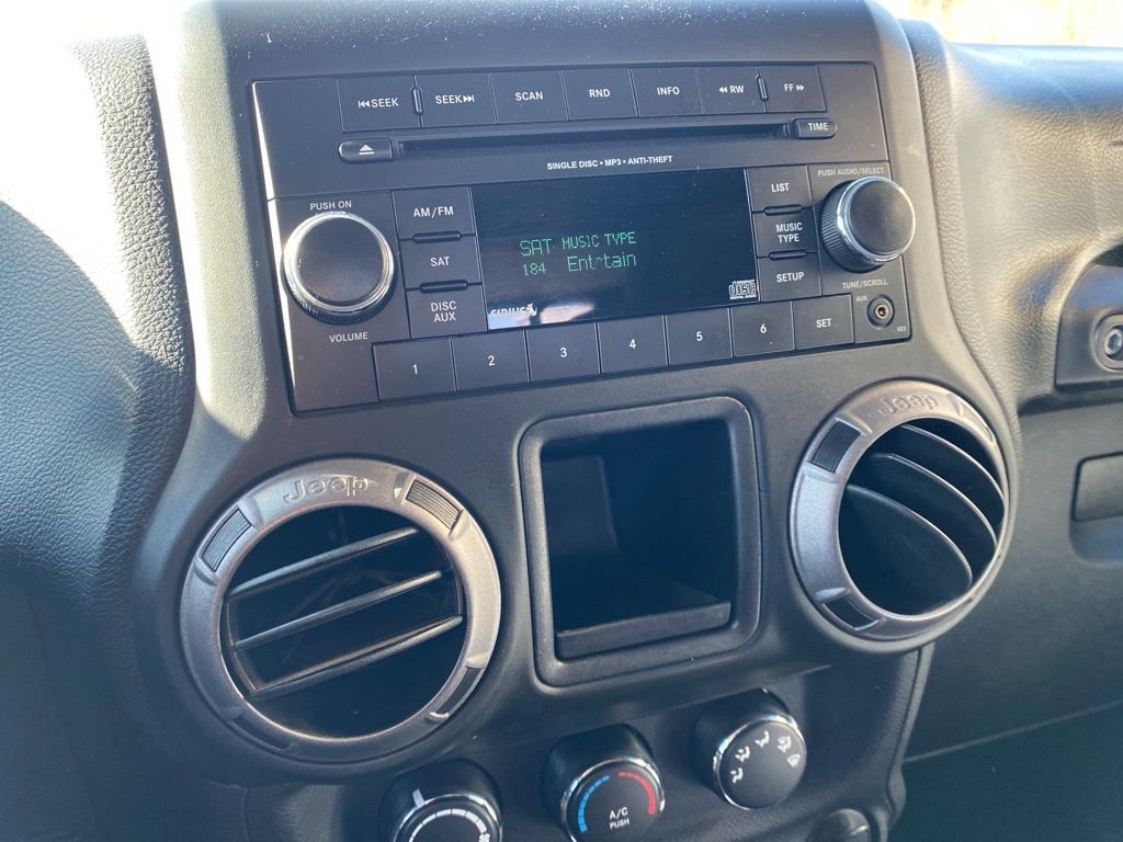 Used 2014 Jeep Wrangler Sport image 24