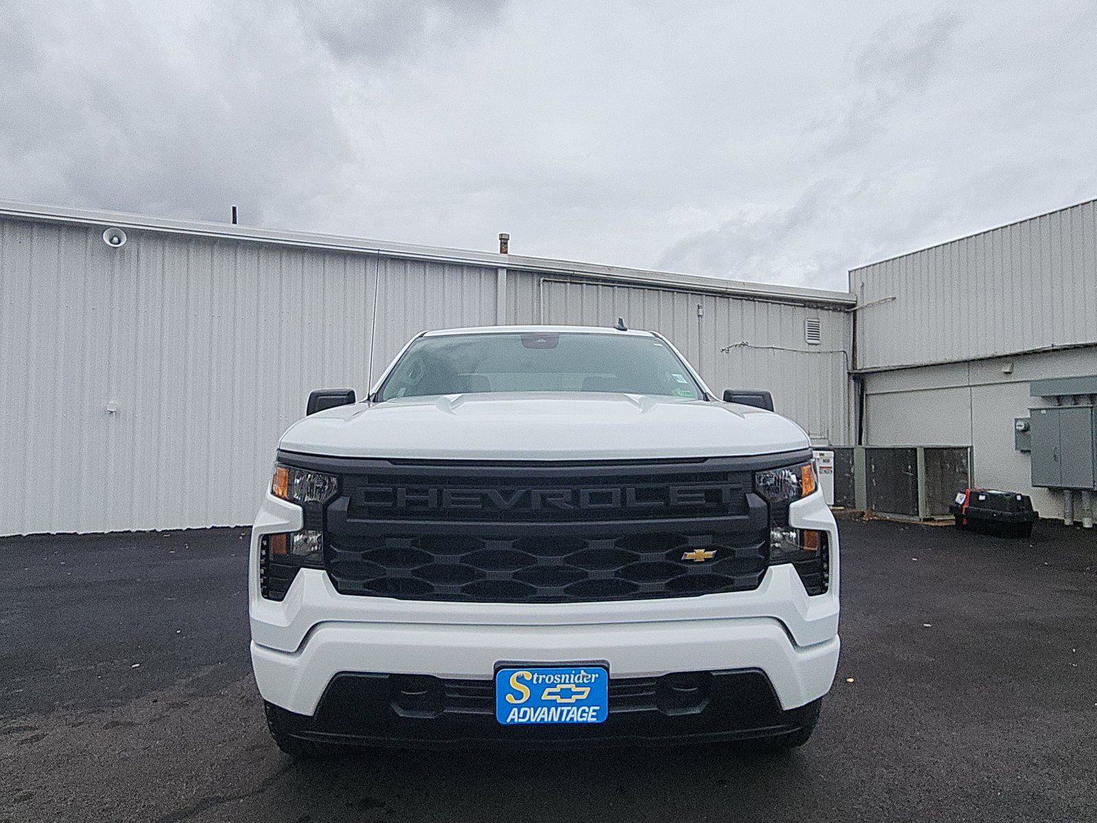 New 2026 Chevrolet Silverado 1500 Custom w/ Turbomax Blackout Package image 8