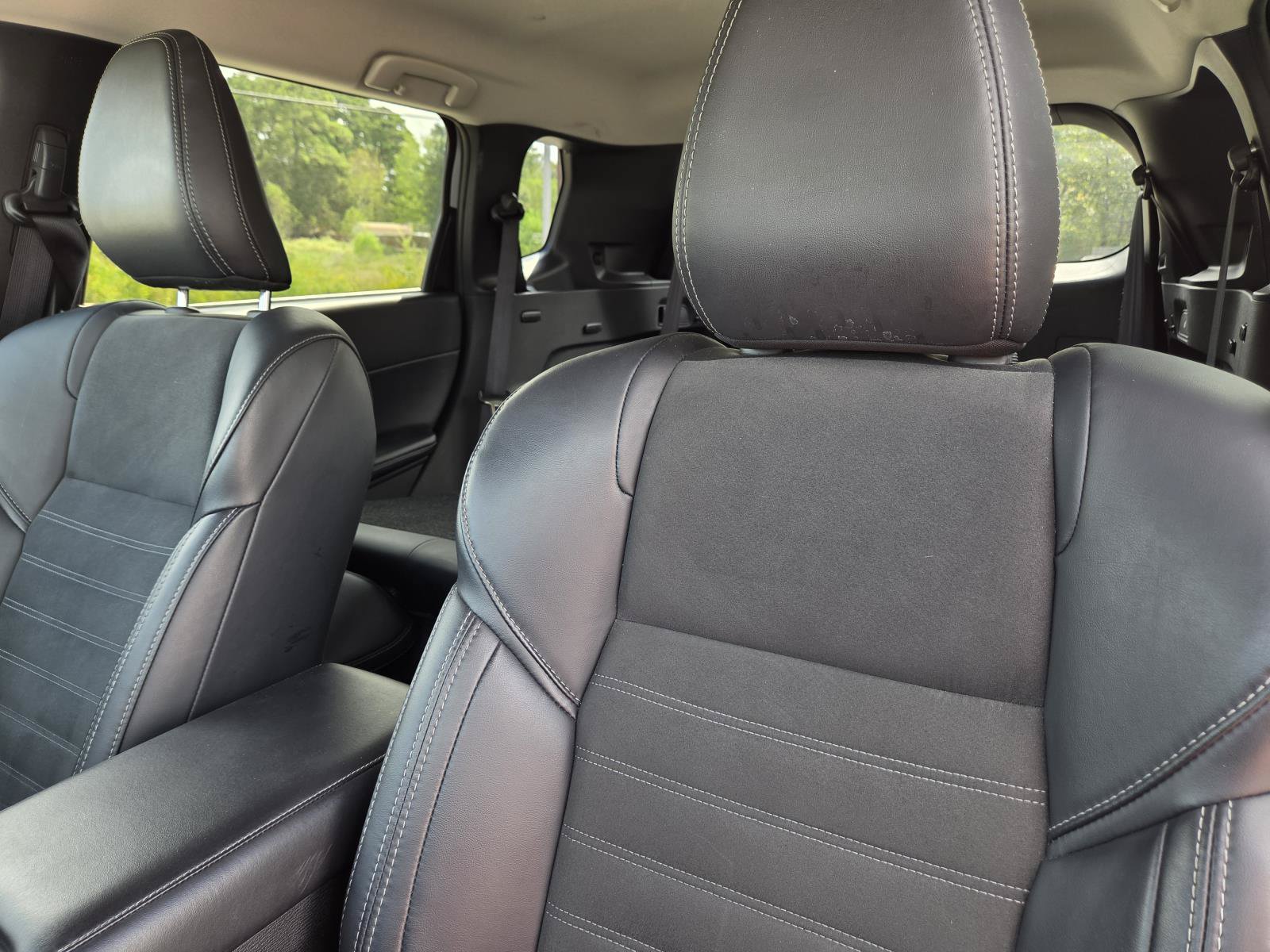 Used 2025 Mitsubishi Outlander SE AWD/4WD image 25