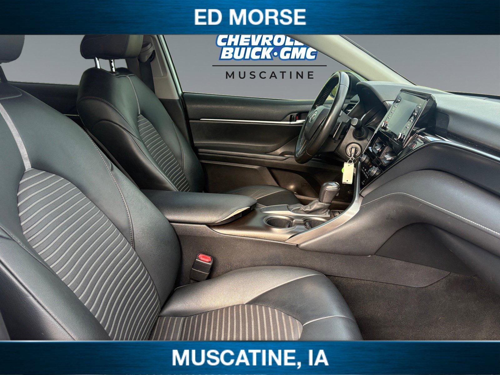 Used 2021 Toyota Camry SE FWD image 16