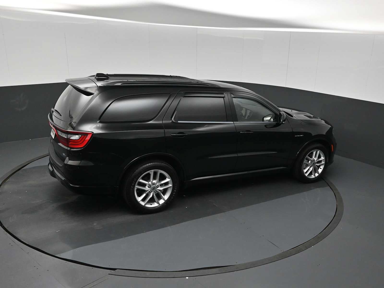 Used 2023 Dodge Durango R/T AWD/4WD image 25