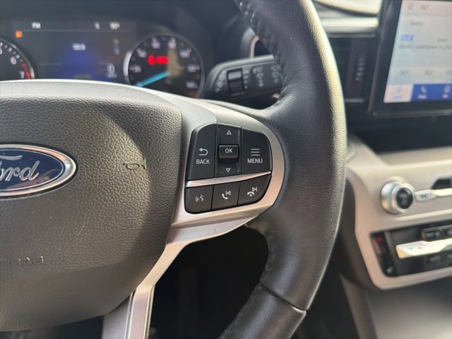 Certified 2022 Ford Explorer XLT w/ Equipment Group 202A AWD/4WD image 48