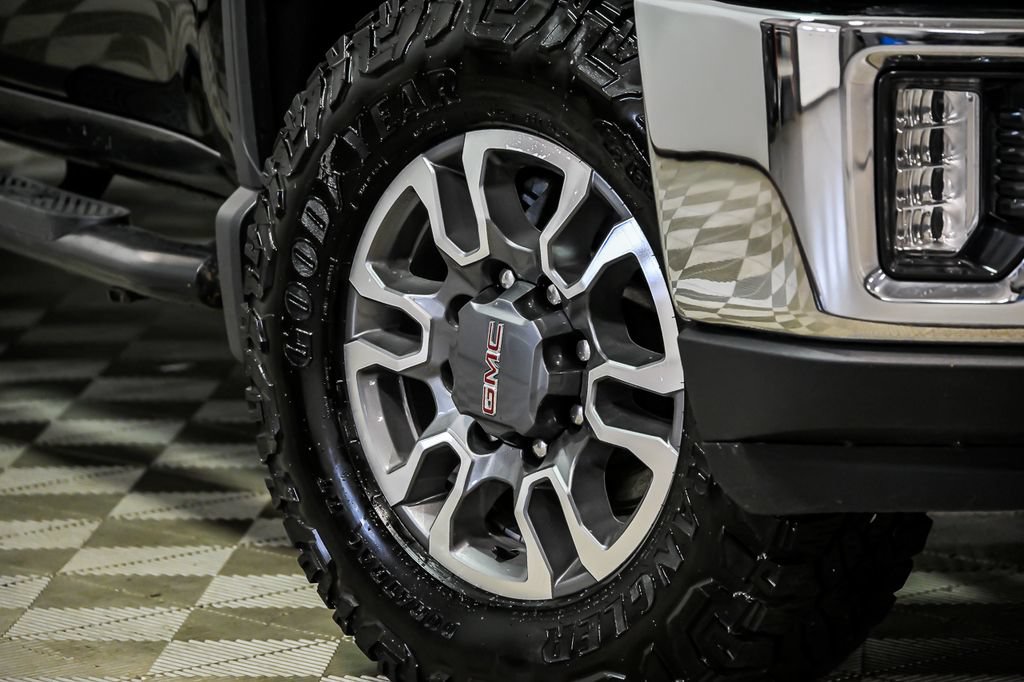 Used 2023 GMC Sierra 3500 SLE w/ X31 Off-Road Package AWD/4WD video 3