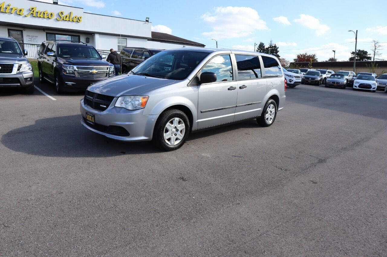 Used 2013 RAM C/V Tradesman image 4