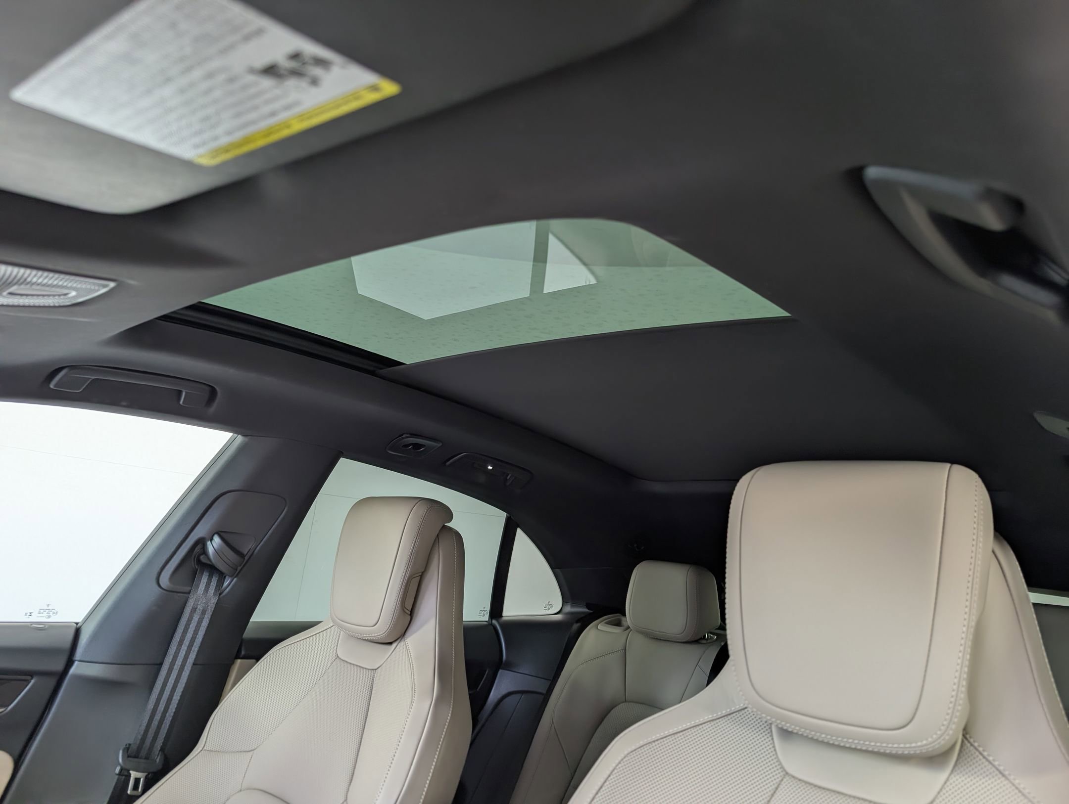 Certified 2025 Porsche Macan 4S Electric image 19