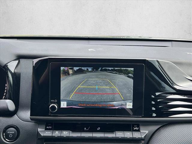 Certified 2025 Toyota Camry SE FWD image 14