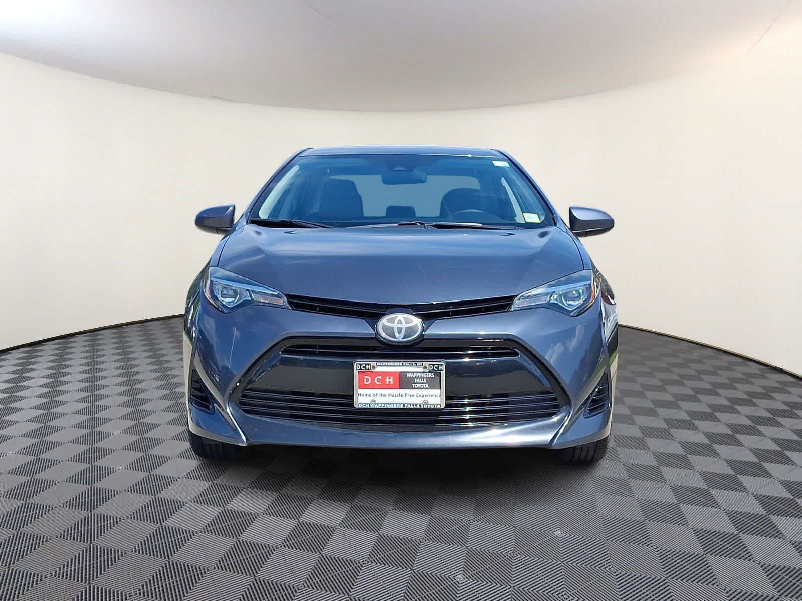 Certified 2018 Toyota Corolla LE FWD image 3