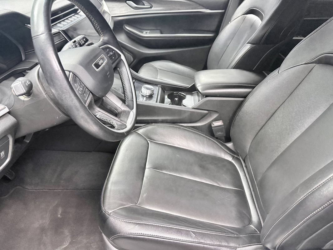 Used 2022 Jeep Grand Cherokee L Limited AWD/4WD image 10