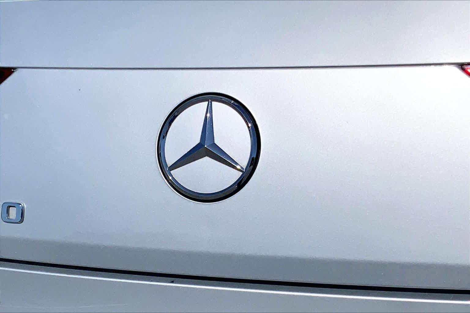 Used 2021 Mercedes-Benz CLA 250 w/ AMG Line image 28