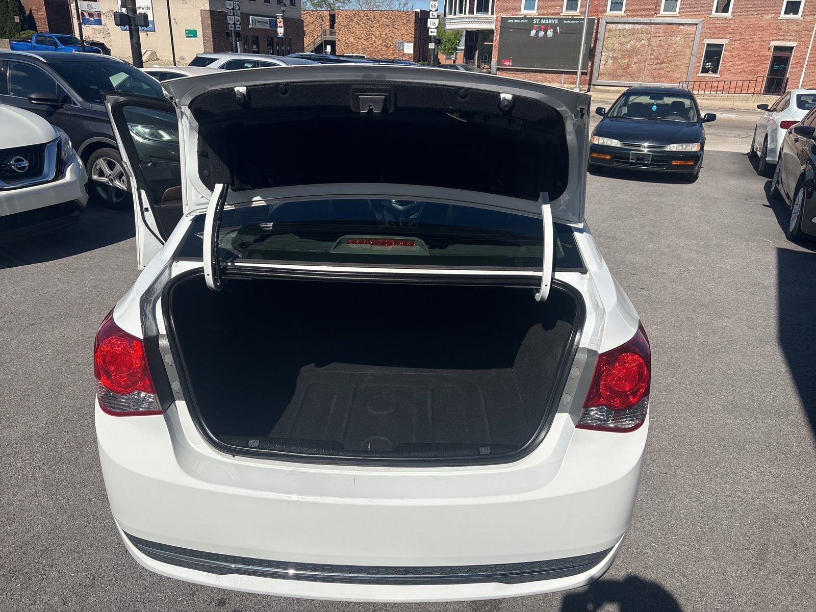 Used 2015 Chevrolet Cruze LTZ w/ Sun, Sound and Sport Package image 16