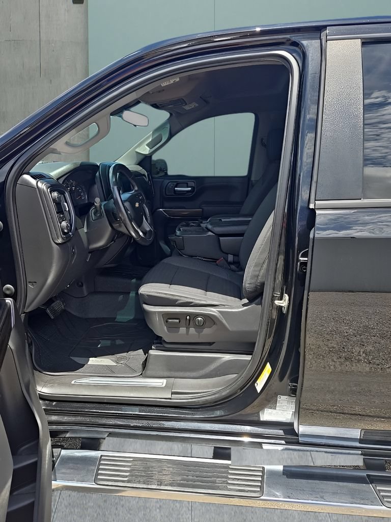 Used 2021 Chevrolet Silverado 1500 LT RWD image 13