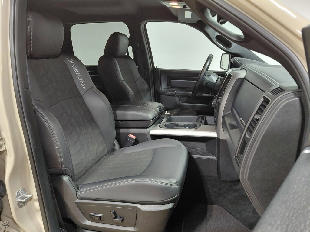 Used 2017 RAM 1500 Rebel w/ Luxury Group image 32