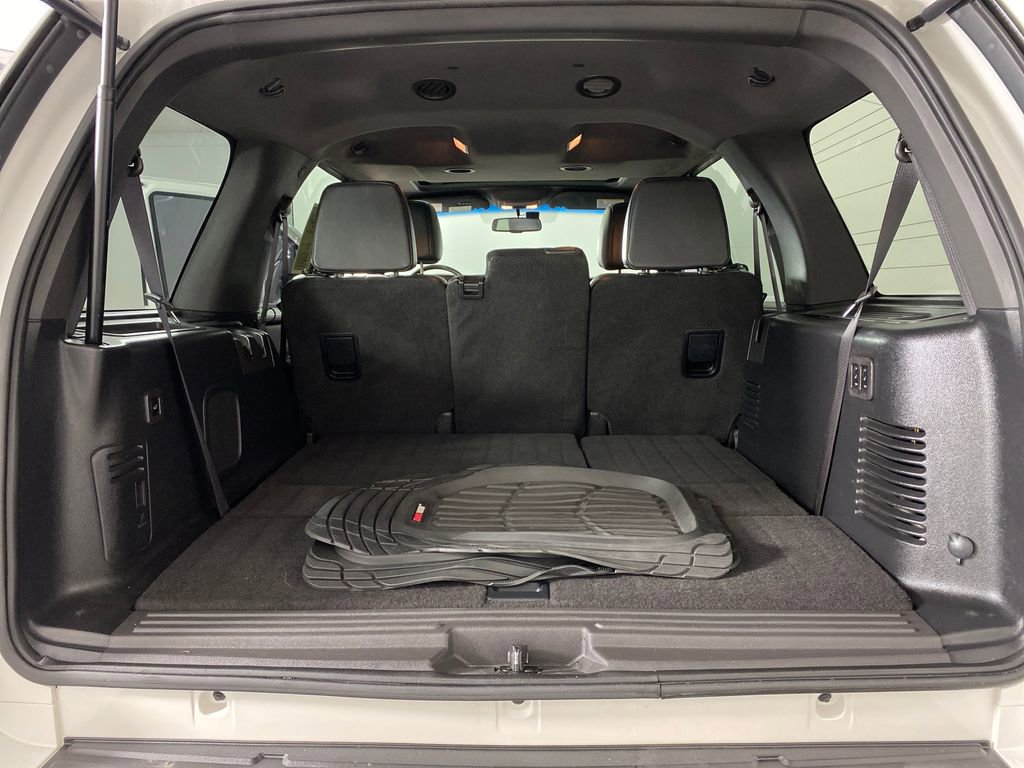 Used 2013 Ford Expedition Limited image 28