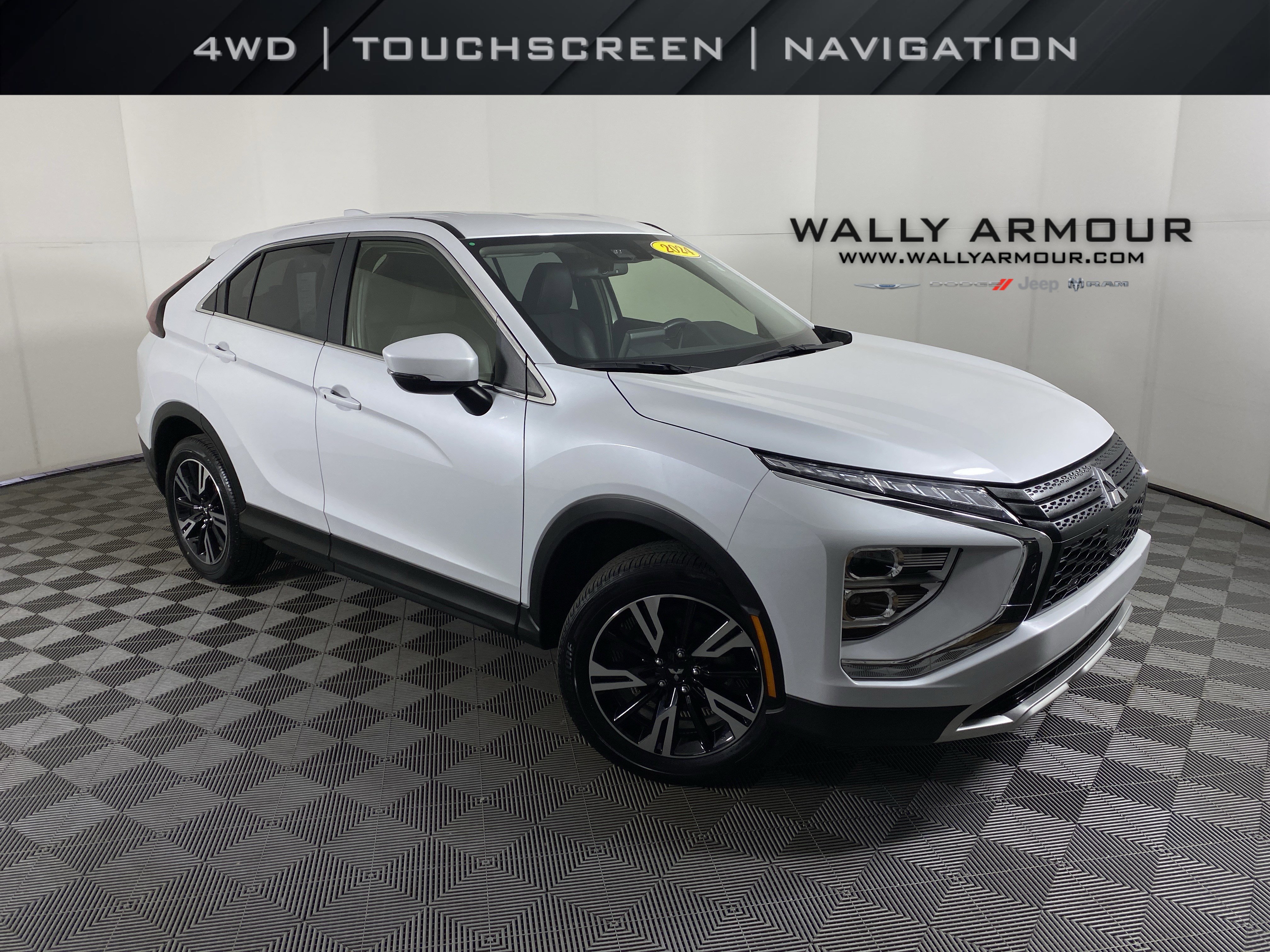 Used 2024 Mitsubishi Eclipse Cross SE image 1