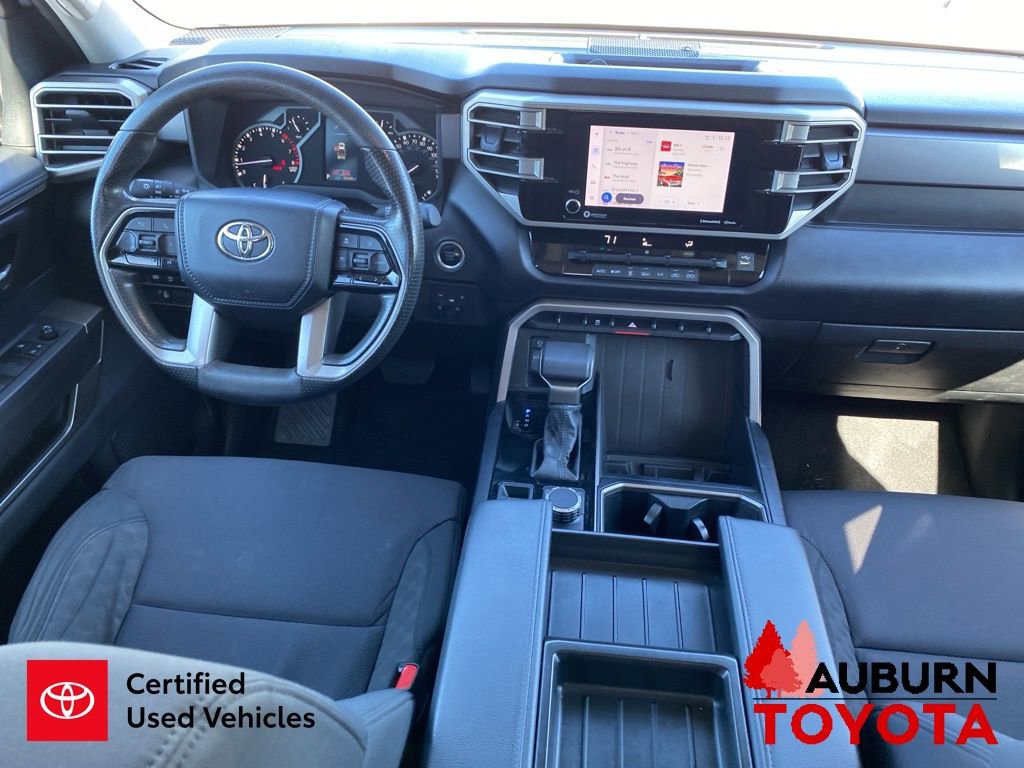 Used 2022 Toyota Tundra SR5 w/ SR5 Convenience Package AWD/4WD image 28