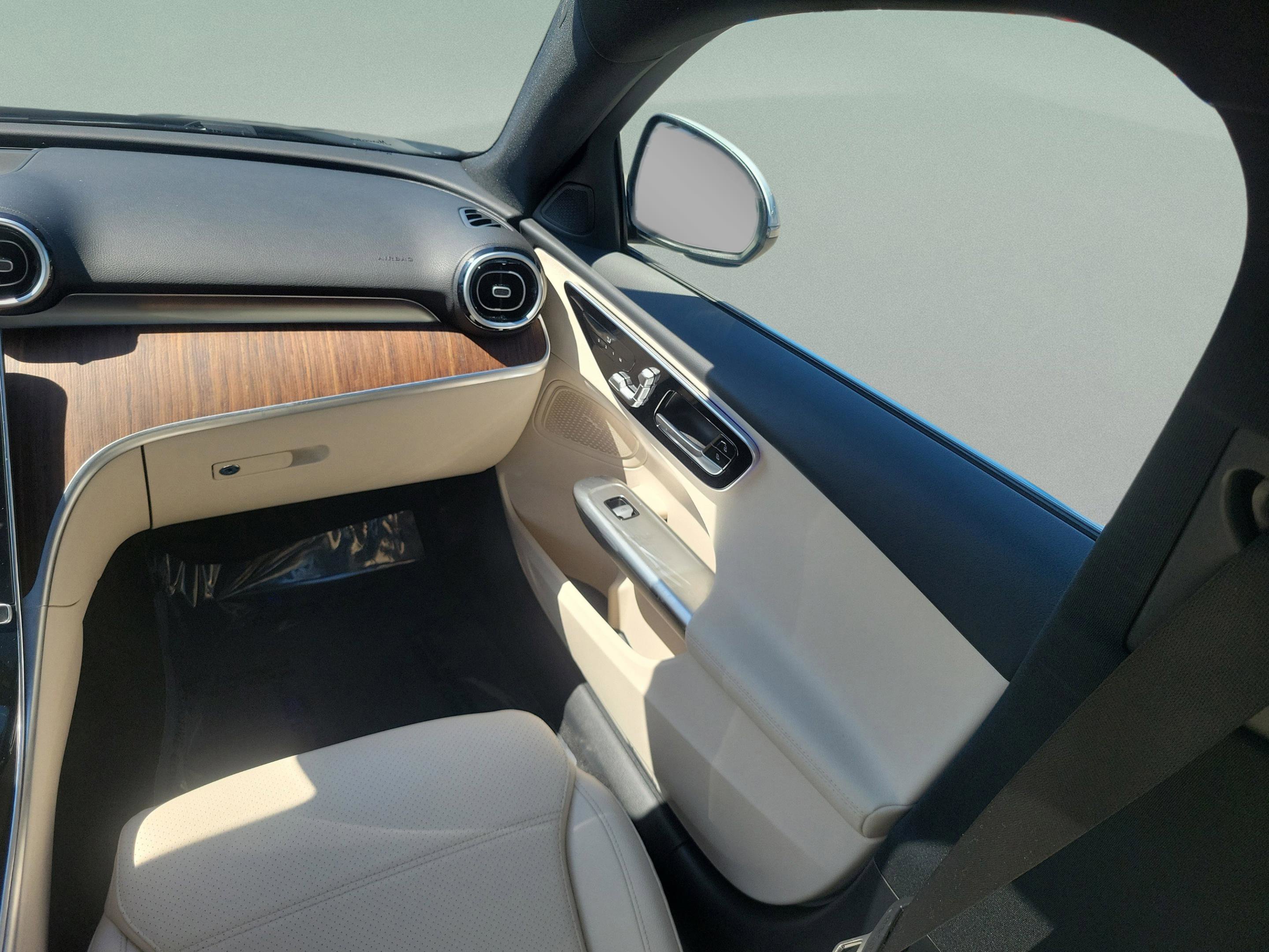 Used 2026 Mercedes-Benz C 300 Sedan image 10