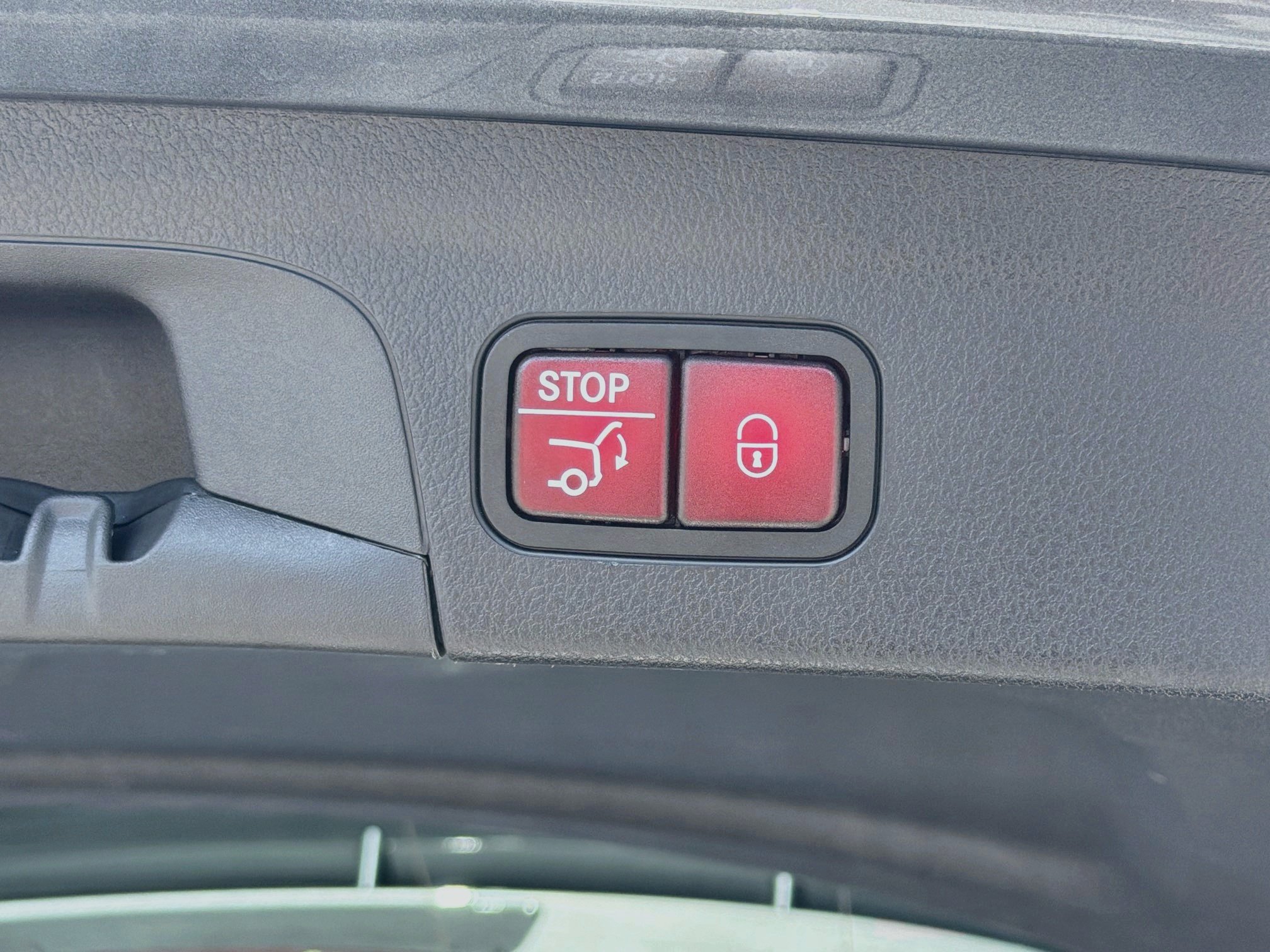 Used 2024 Mercedes-Benz GLE 450 4MATIC image 13