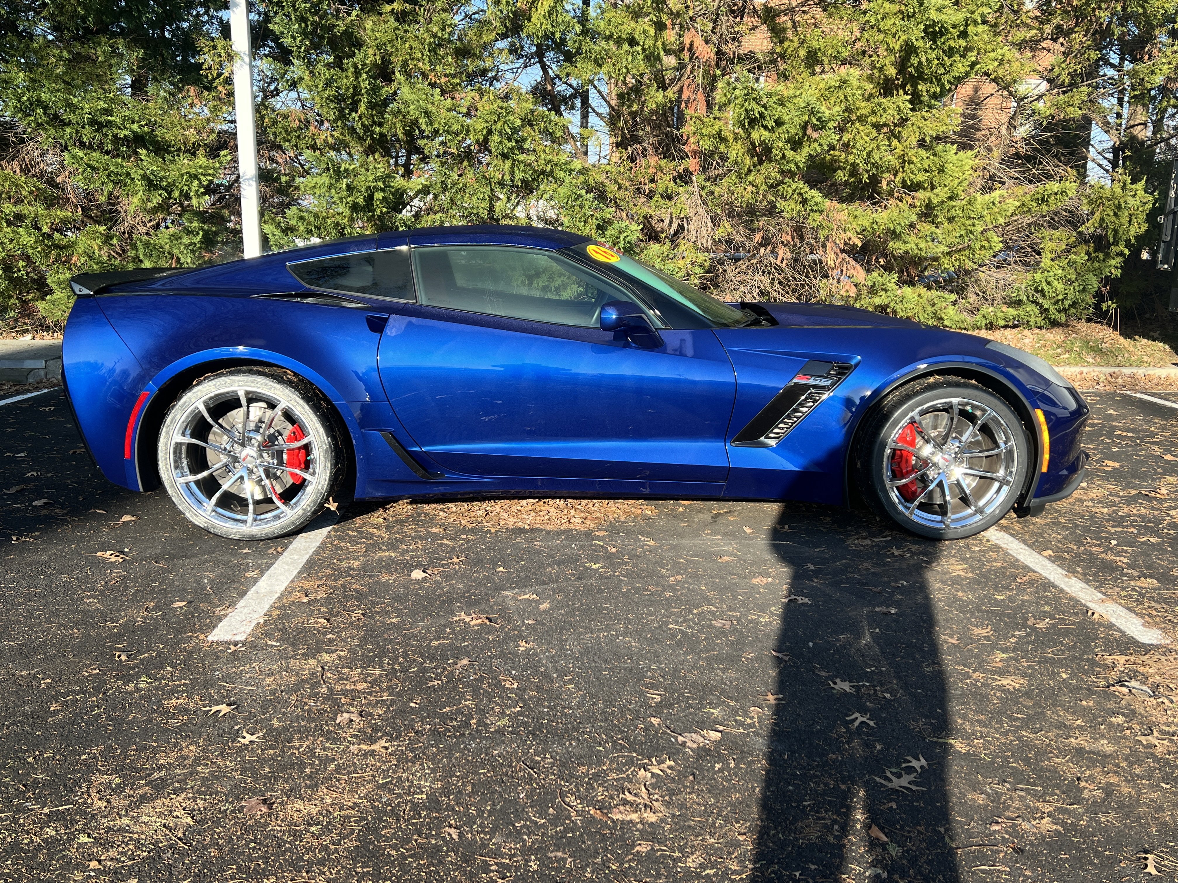Used 2016 Chevrolet Corvette Z06 w/ 3LZ Preferred Equipment Group image 9