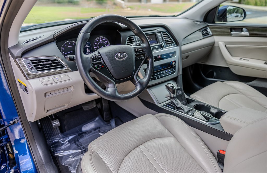 Used 2015 Hyundai Sonata Limited FWD image 14