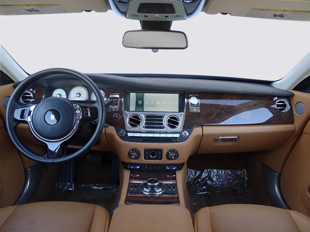 Certified 2017 Rolls-Royce Wraith RWD image 8