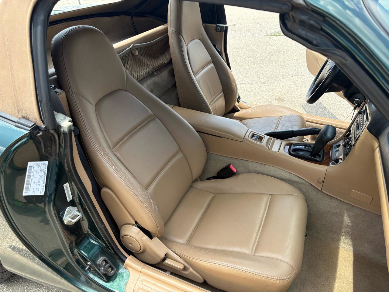 Used 1999 MAZDA MX-5 Miata RWD image 26