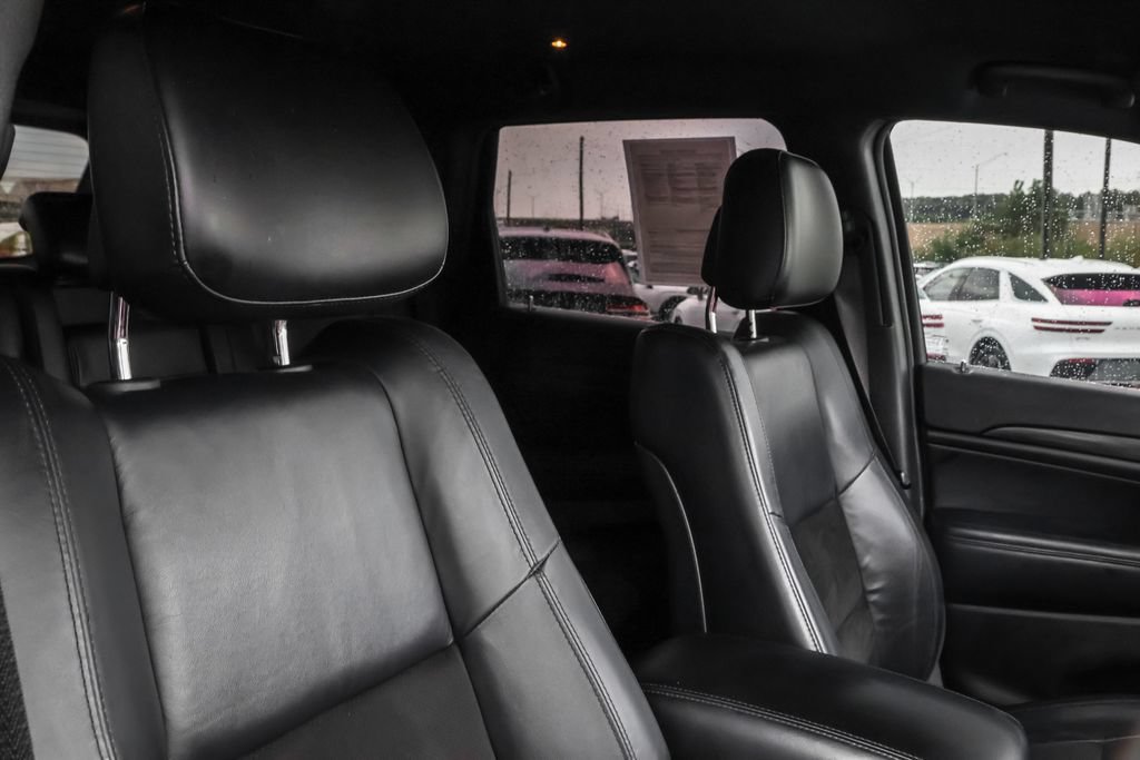 Used 2019 Jeep Grand Cherokee Altitude AWD/4WD image 38