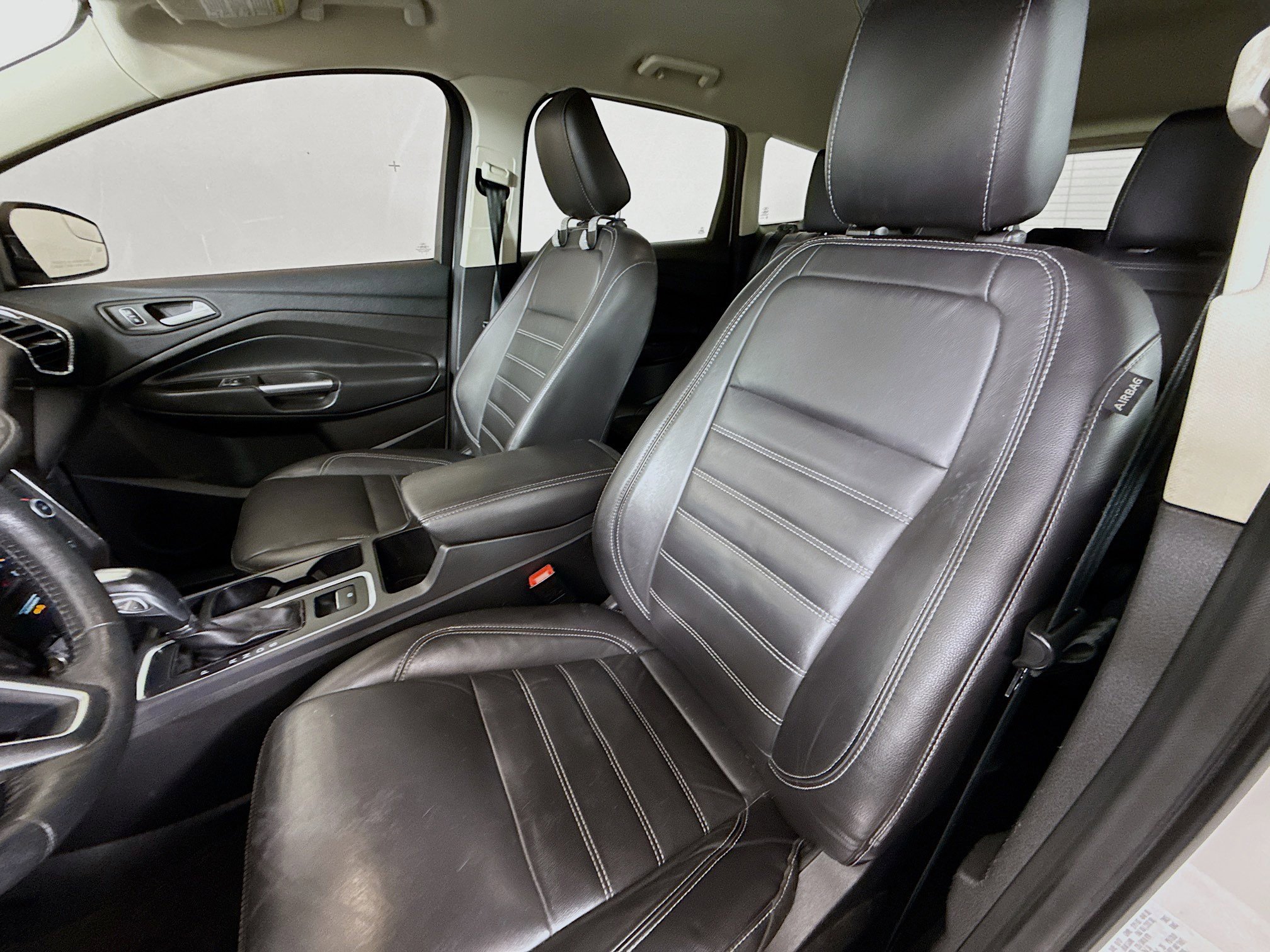 Used 2018 Ford Escape Titanium image 11