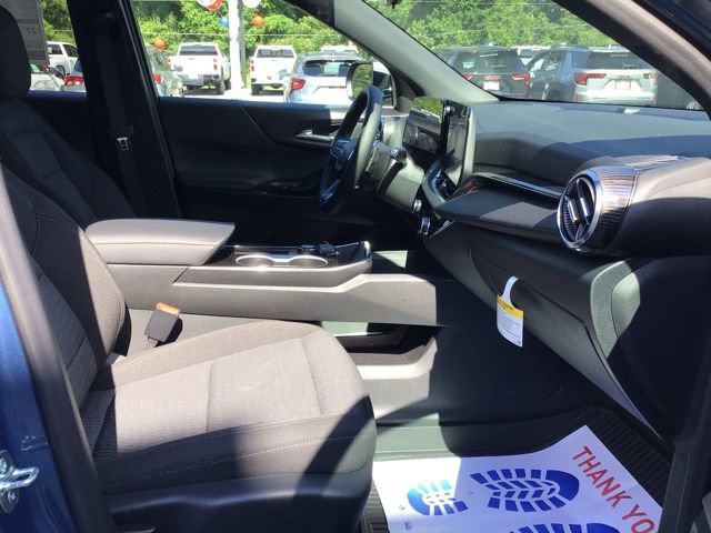 New 2026 Chevrolet Equinox LT w/ Safety and Technology Package FWD image 21